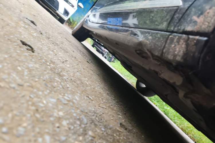 Used Buick Verano 2017 Sedan 15S Automatic Leading Model Right Side Sill