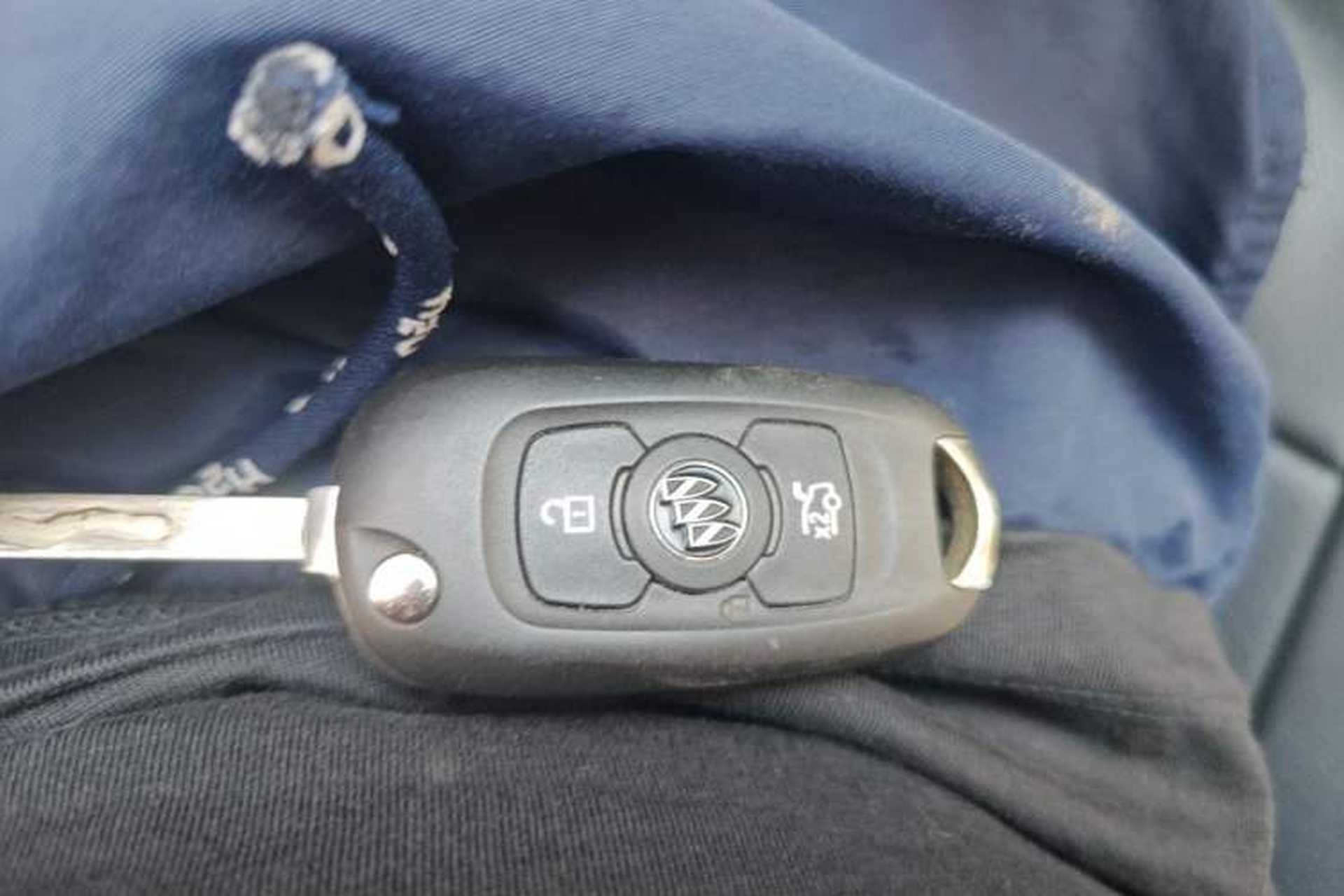 Used Buick Verano 2017 Sedan 15S Automatic Leading Model Vehicle Key