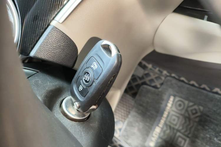 Used Buick Verano 2017 Sedan 15S Automatic Leading Model Vehicle Key