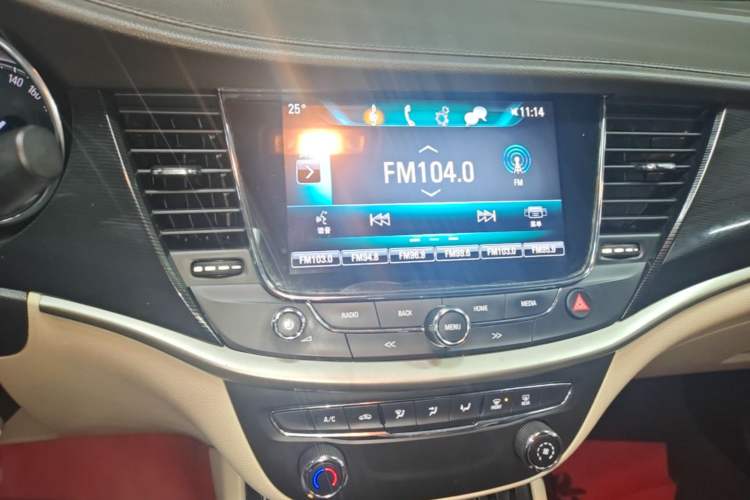 Used Buick Verano 2017 Sedan 15S Automatic Leading Model Audio And AC Panel