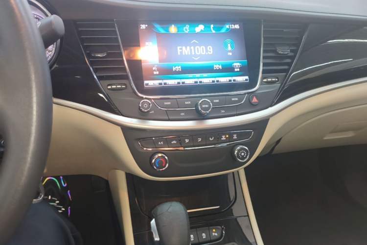 Used Buick Verano 2017 Sedan 15S Automatic Leading Model Audio And AC Panel