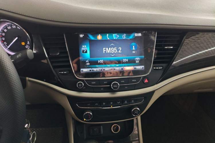 Used Buick Verano 2017 Sedan 15S Automatic Leading Model Audio And AC Panel