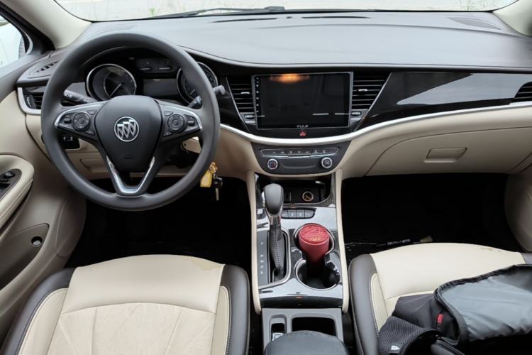 Used Buick Verano 2017 Sedan 15S Automatic Leading Model Center Console