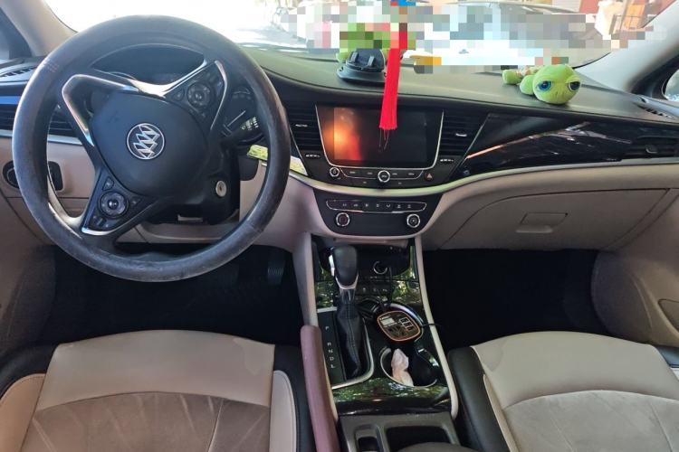 Used Buick Verano 2017 Sedan 15S Automatic Leading Model Center Console