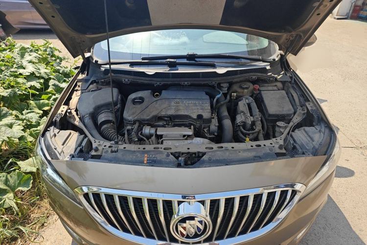 Used Buick Verano 2017 Sedan 20T Dual-Clutch Leading Model Engine Bay