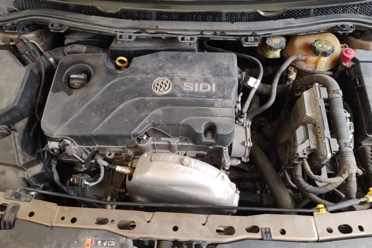 Used Buick Verano 2017 Sedan 15S Automatic Leading Model Engine Bay