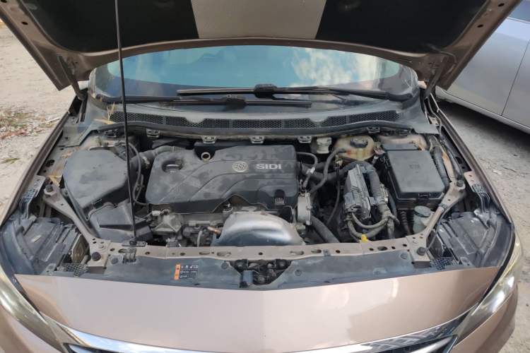 Used Buick Verano 2017 Sedan 15S Automatic Entry Model Engine Bay