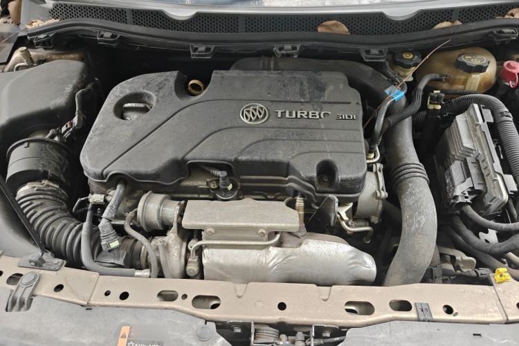 Used Buick Verano 2017 Sedan 20T Dual-Clutch Leading Model Engine Bay