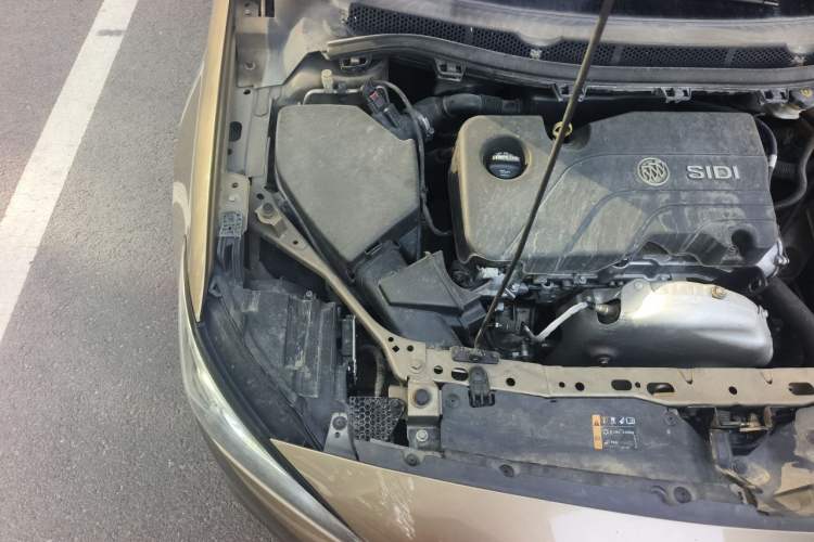 Used Buick Verano 2017 Sedan 15S Automatic Entry Model Engine Bay Right