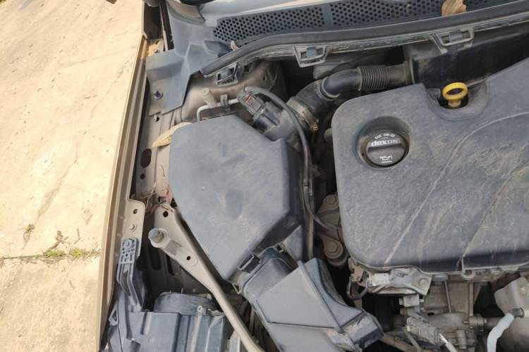 Used Buick Verano 2017 Sedan 15S Automatic Entry Model Engine Bay Right