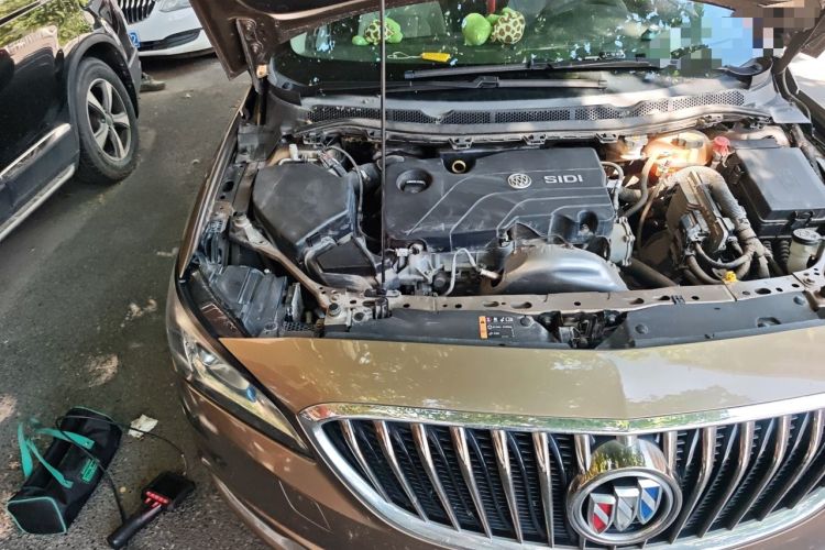 Used Buick Verano 2017 Sedan 15S Automatic Leading Model Engine Bay Right