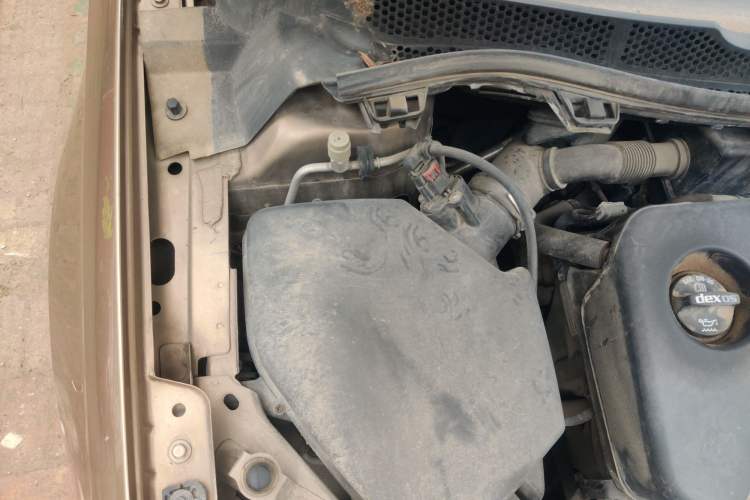Used Buick Verano 2017 Sedan 15S Automatic Entry Model Engine Bay Right