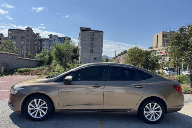 Used Buick Verano 2017 Sedan 15S Automatic Entry Model Exterior 5