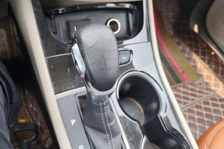 Used Buick Verano 2017 Sedan 15S Automatic Entry Model Gear Lever