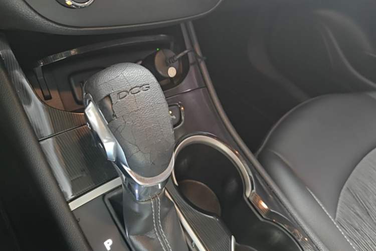 Used Buick Verano 2017 Sedan 20T Dual-Clutch Leading Model Gear Lever