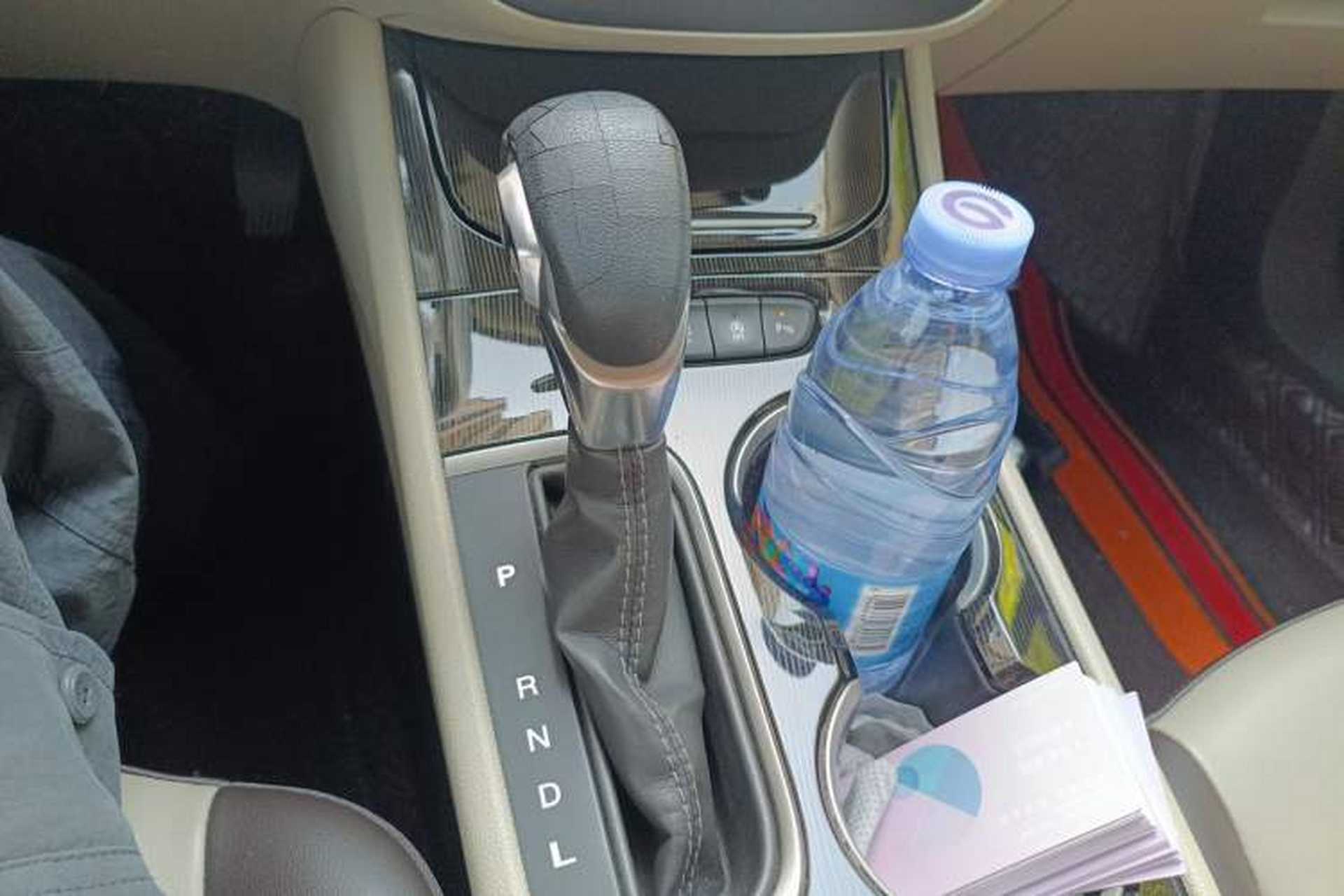 Used Buick Verano 2017 Sedan 15S Automatic Leading Model Gear Lever