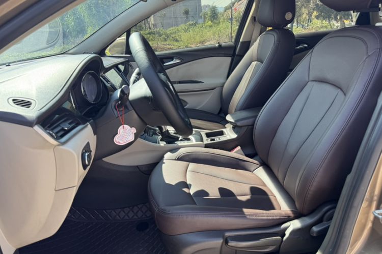 Used Buick Verano 2017 Sedan 15S Automatic Entry Model Interior 1