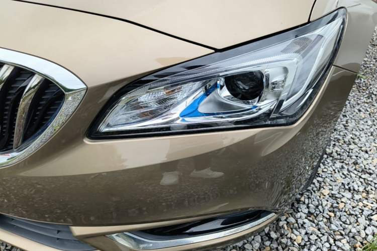 Used Buick Verano 2017 Sedan 15S Automatic Leading Model Left Front Headlight