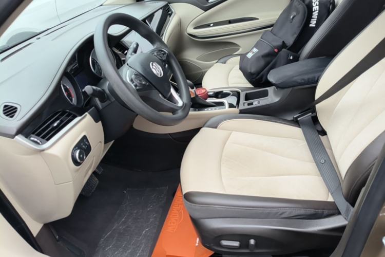 Used Buick Verano 2017 Sedan 15S Automatic Leading Model Left Front Seat