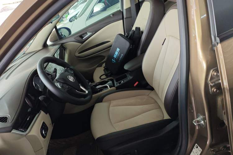 Used Buick Verano 2017 Sedan 15S Automatic Leading Model Left Front Seat