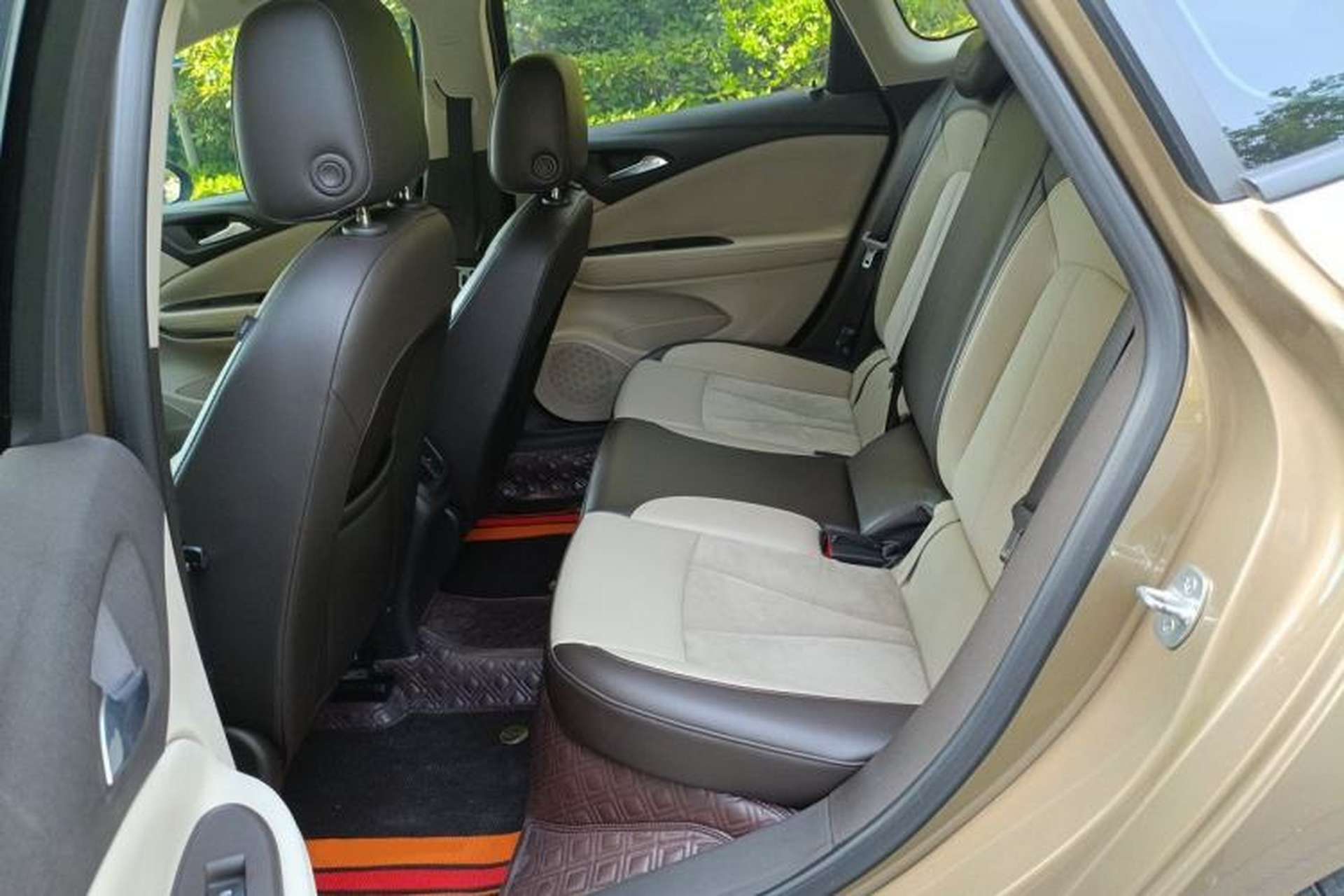 Used Buick Verano 2017 Sedan 15S Automatic Leading Model Left Rear Seat