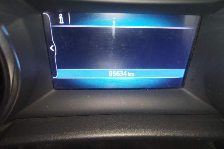 Used Buick Verano 2017 Sedan 15S Automatic Leading Model Odometer Close Up