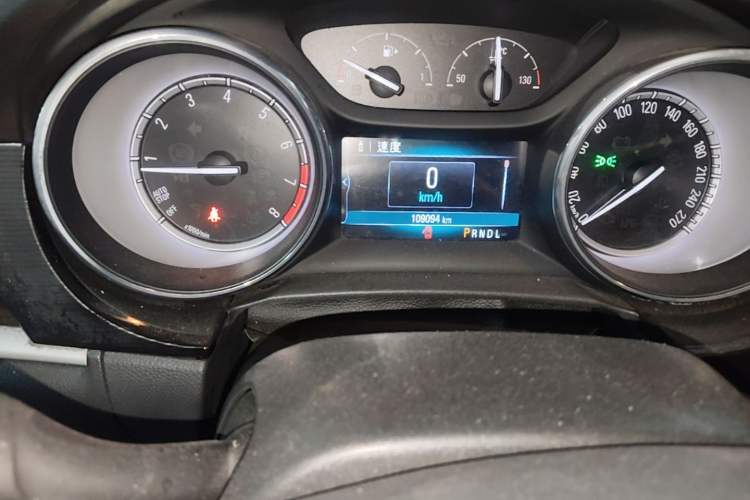 Used Buick Verano 2017 Sedan 15S Automatic Entry Model Odometer Close Up