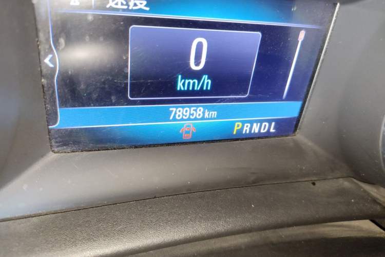 Used Buick Verano 2017 Sedan 15S Automatic Leading Model Odometer Close Up