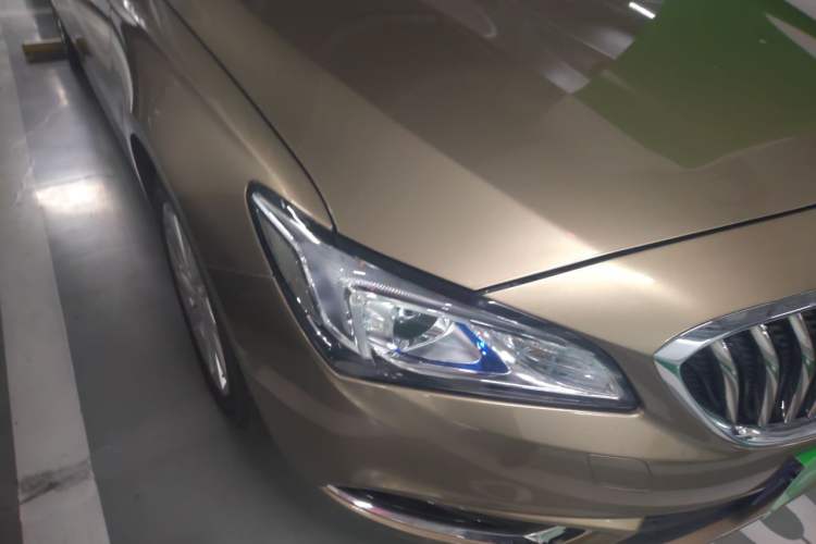 Used Buick Verano 2017 Sedan 15S Automatic Leading Model Right Front Headlight