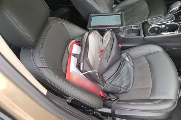 Used Buick Verano 2017 Sedan 20T Dual-Clutch Elite Model Right Front Seat