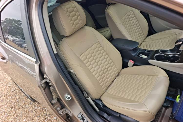 Used Buick Verano 2017 Sedan 15S Automatic Entry Model Right Front Seat