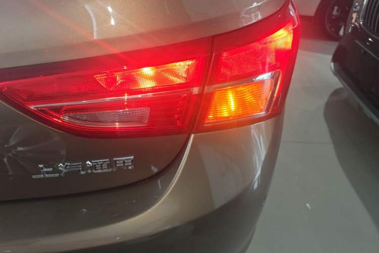 Used Buick Verano 2017 Sedan 15S Automatic Leading Model Right Rear Taillight