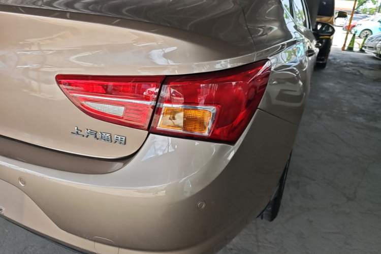 Used Buick Verano 2017 Sedan 15S Automatic Entry Model Right Rear Taillight