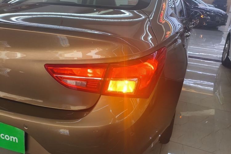 Used Buick Verano 2017 Sedan 15S Automatic Leading Model Right Rear Taillight