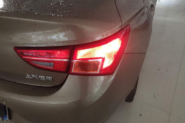 Used Buick Verano 2017 Sedan 15S Automatic Leading Model Right Rear Taillight