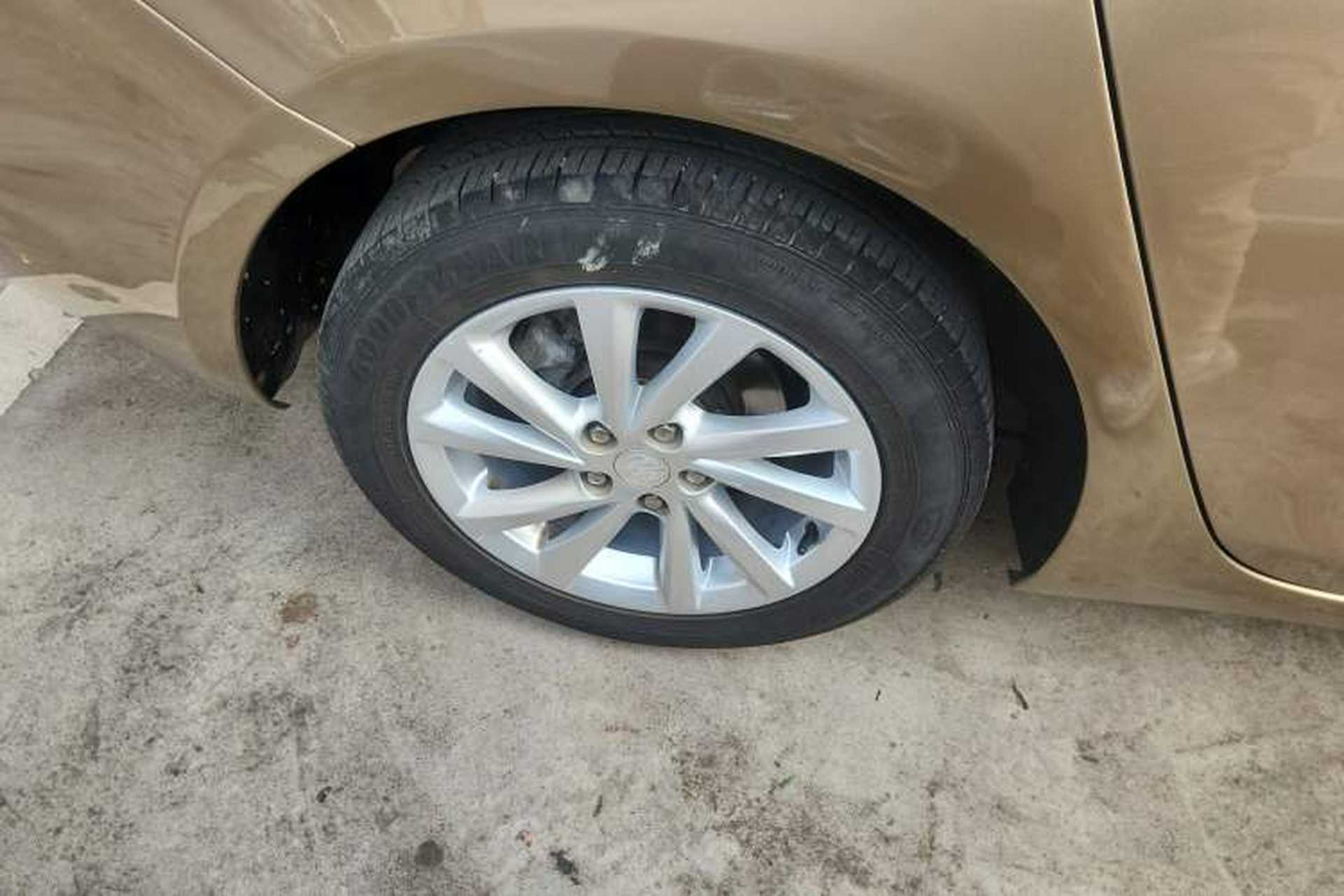 Used Buick Verano 2017 Sedan 15S Automatic Leading Model Right Rear Wheel Hub