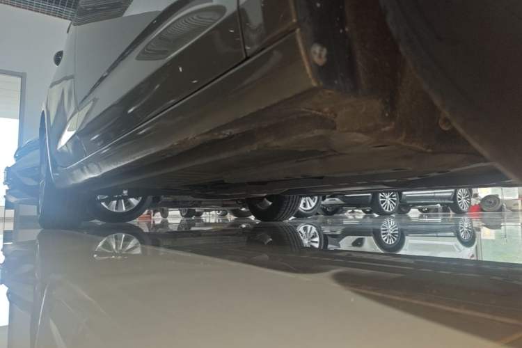 Used Buick Verano 2017 Sedan 15S Automatic Leading Model Right Side Sill