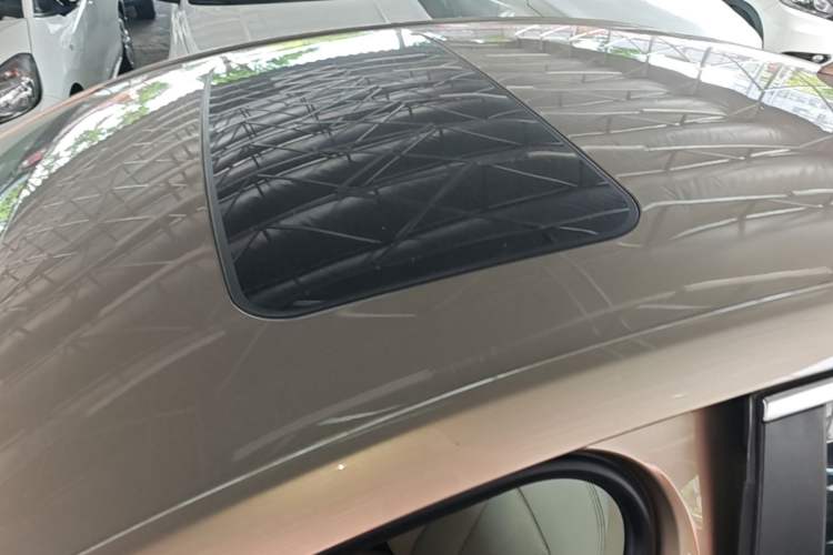 Used Buick Verano 2017 Sedan 15S Automatic Entry Model Roof