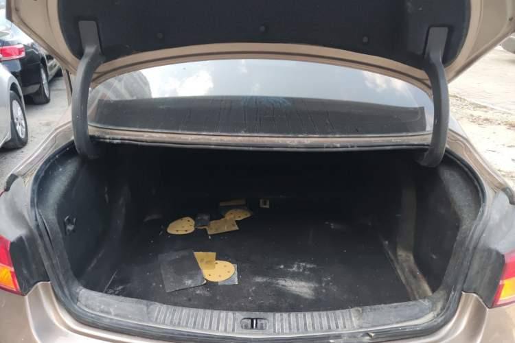 Used Buick Verano 2017 Sedan 15S Automatic Entry Model Trunk