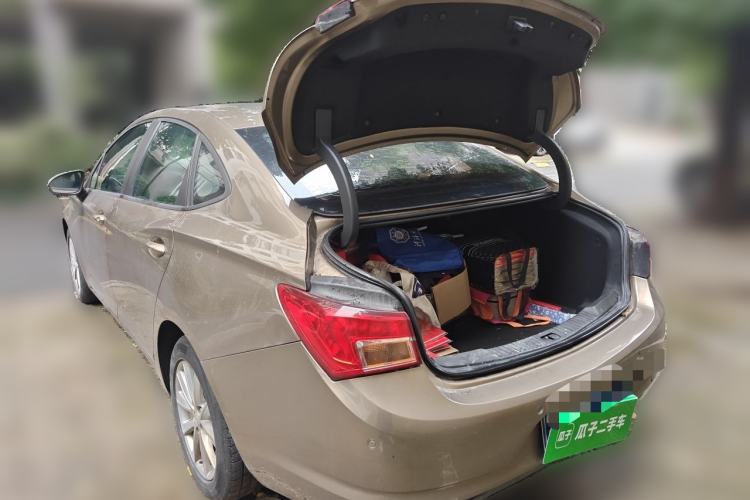 Used Buick Verano 2017 Sedan 20T Dual-Clutch Leading Model Trunk