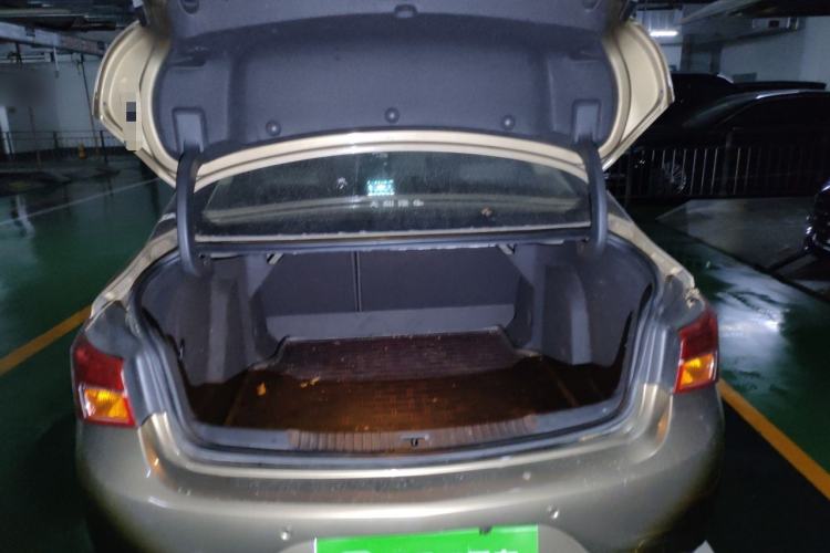Used Buick Verano 2017 Sedan 15S Automatic Leading Model Trunk