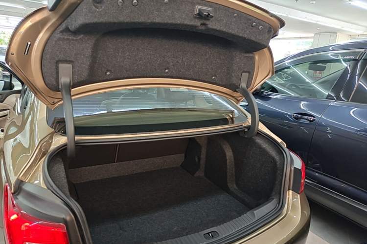 Used Buick Verano 2017 Sedan 15S Automatic Leading Model Trunk