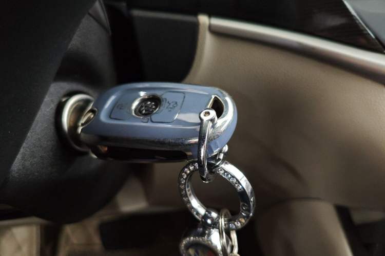 Used Buick Verano 2017 Sedan 15S Automatic Leading Model Vehicle Key