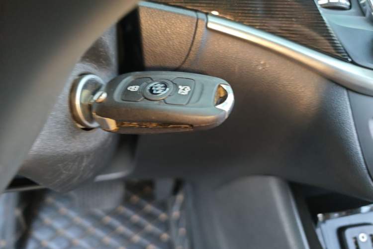 Used Buick Verano 2017 Sedan 20T Dual-Clutch Elite Model Vehicle Key