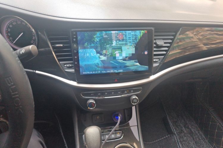 Used Buick Verano 2017 Sedan 20T Dual-Clutch Leading Model Audio And AC Panel