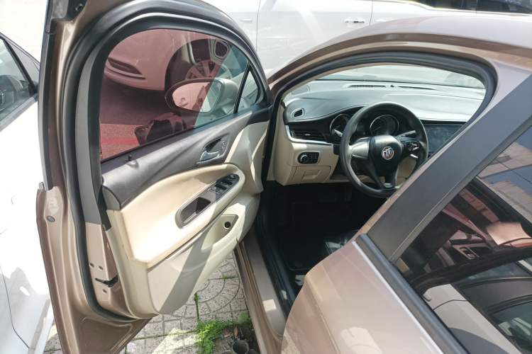 Used Buick Verano 2017 Sedan 15S Automatic Entry Model Driver Seat