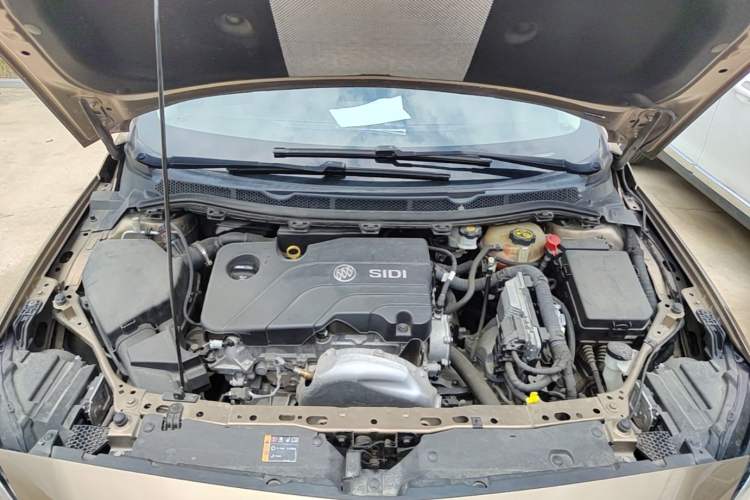 Used Buick Verano 2017 Sedan 15S Automatic Leading Model Engine Bay