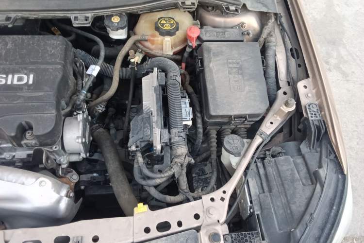 Used Buick Verano 2017 Sedan 15S Automatic Entry Model Engine Bay Left