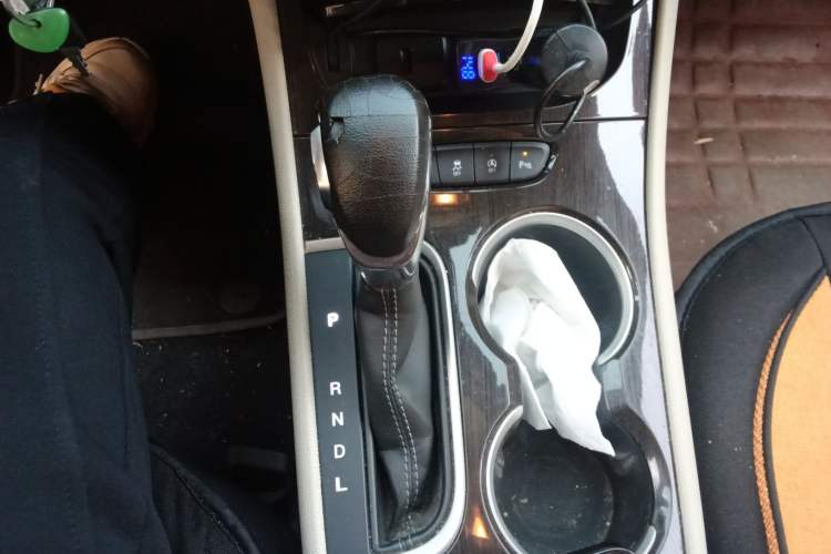 Used Buick Verano 2017 Sedan 15S Automatic Entry Model Gear Lever
