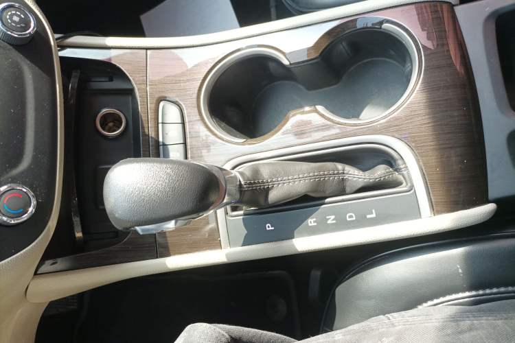 Used Buick Verano 2017 Sedan 15S Automatic Entry Model Gear Lever